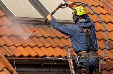 Démoussage et hydrofuge de toiture à Battigny